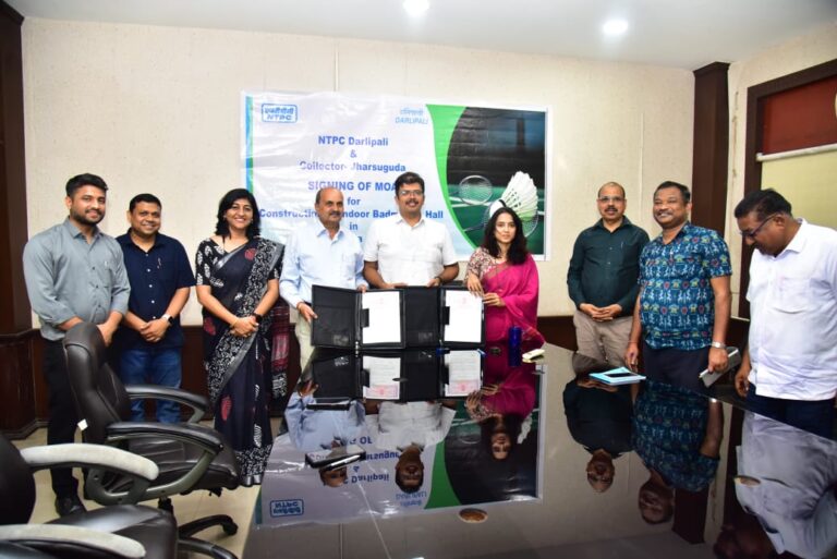 NTPC Darlipali Signs MoU with the Collector and DM Jharsuguda to construct a new Indoor